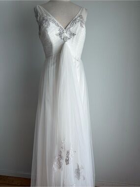 White Embellished V-Neck Chiffon Dress